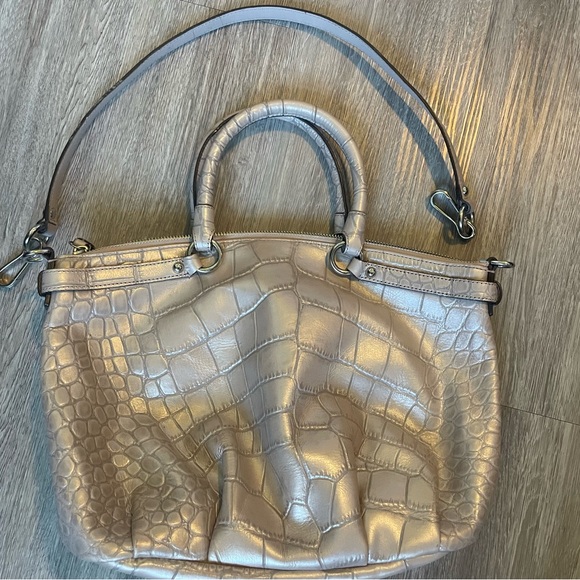Coach Tan Shoulder Bag with Woven Texture - Picture 2 of 4